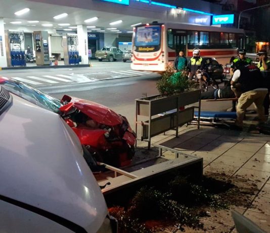 Video: violento accidente en la esquina de 25 de Mayo y Corrientes