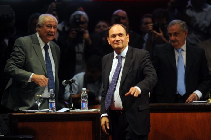 denuncia-legisltura-de-tucuman