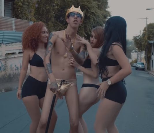El baile del calzoncillo, el nuevo hit de Peter la Anguila
