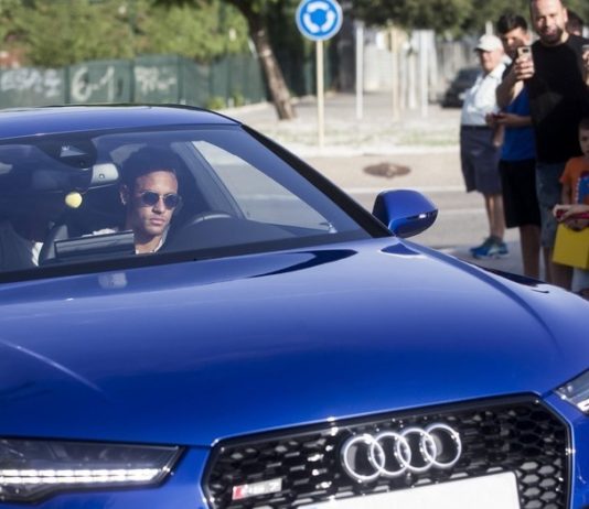 Neymar les anunció a sus compañeros que se va del Barcelona