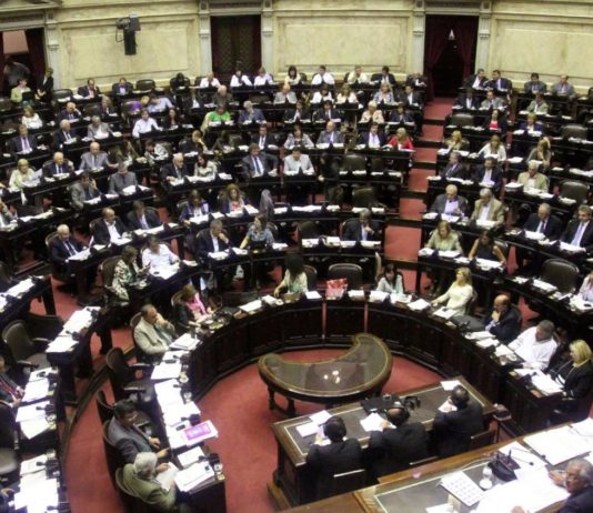 El reparto de los fondos enfrenta a los tucumanos en el Congreso