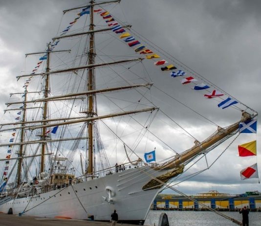 La Fragata Libertad regresa a Argentina después de 6 meses y 23.000 millas náuticas