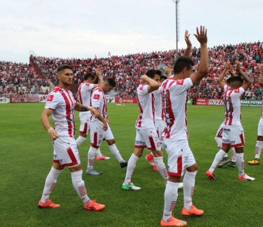 SAN MARTÍN: La fiesta no pudo ser total y el Santo rescató un punto en su casa.