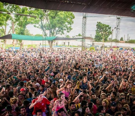 Club Social Lastenia | Se despide uno de los populares festejos de carnaval en Tucumán