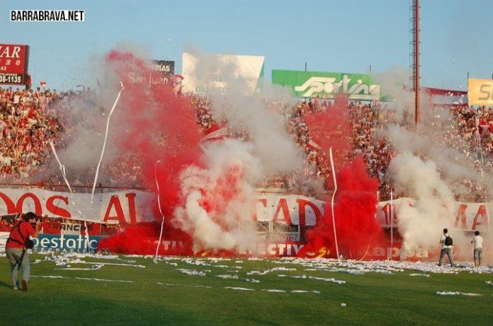 la-banda-del-camion-san-martin-de-tucuman-14-172532-barrabrava-net