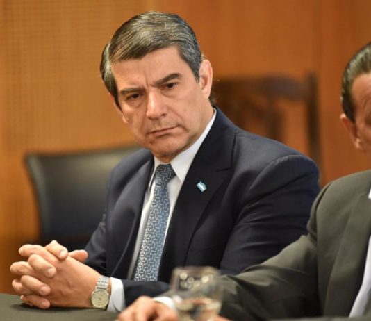 Cuestionan a Maley por la presentación del informe de seguridad a puertas cerradas