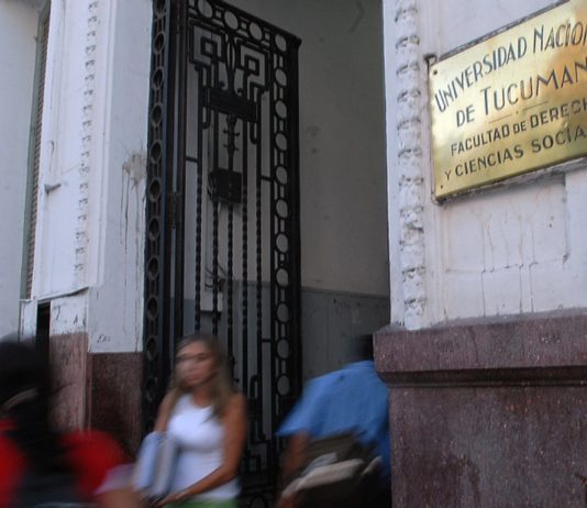 Docentes de Derecho de la UNT piden que se adhiera a la ley de Salud Sexual