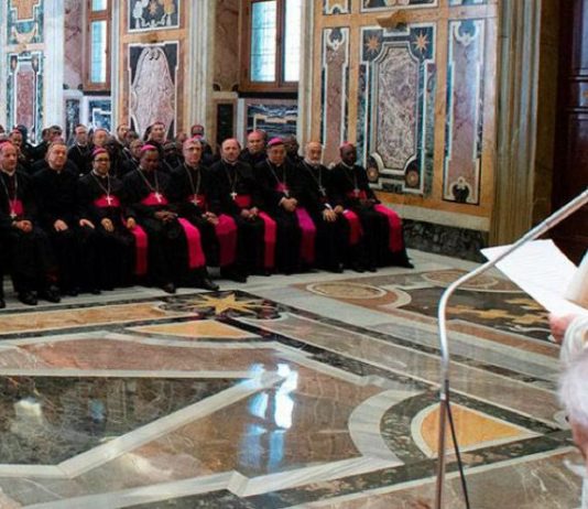 El Papa Francisco convoca a la primera cumbre para tratar la prevención de abusos en la iglesia