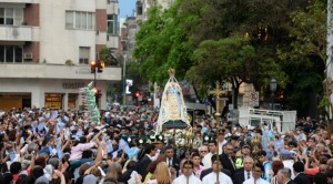 Manzur participó de las celebraciones por el Día de la Virgen
