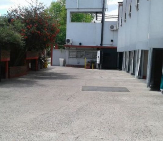 El padre del detenido entregó el auto con el que se fugó el hijo luego del crimen del hotel alojamiento