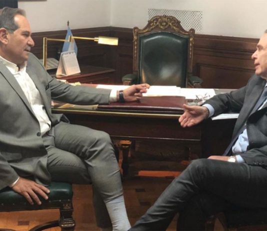 ¿Alperovich faltará al acto del Día de la Lealtad? El senador aún no descartó ir al Hipódromo