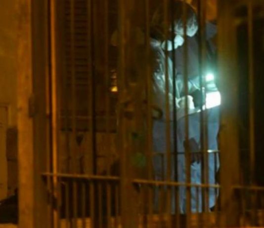Encontraron muerta a una mujer policía en su casa