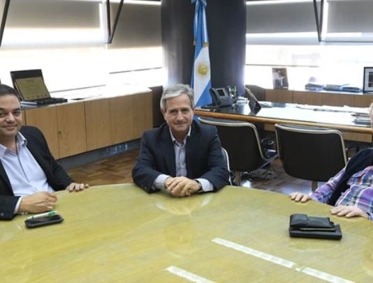 El Gobierno negocia el monto del bono con los estatales de UPCN