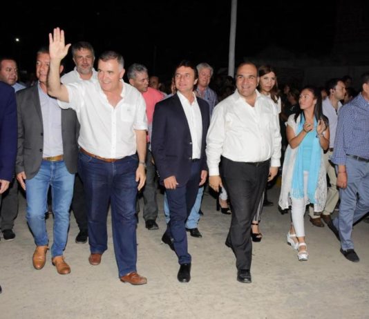 Sánchez inuguró obras con Manzur y Jaldo pero sin dirigentes de Cambiemos