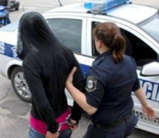 Detienen a mujer policía que integraba banda que hacía entraderas