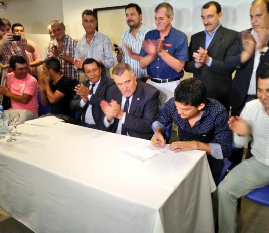 El Pulga Rodríguez y el Bebé Acosta se afiliaron al PJ
