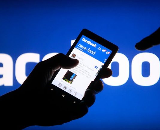 Aseguran que Facebook no logró frenar la distribución de noticias falsas en 2018