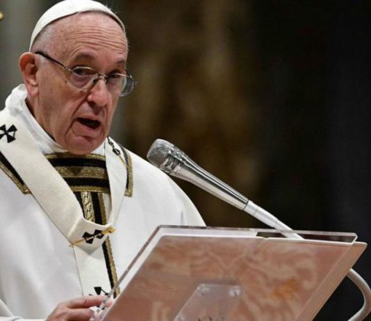 El Papa Francisco pidió imitar la humildad de los Reyes Magos