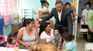 Promueven el cuidado y la contención en la primera infancia