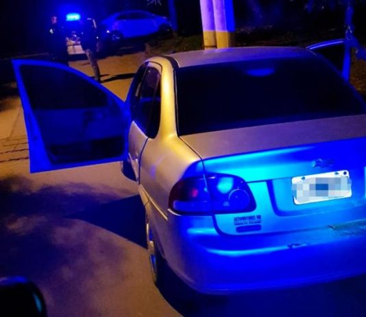 Llevaba droga en el auto e intentó escapar