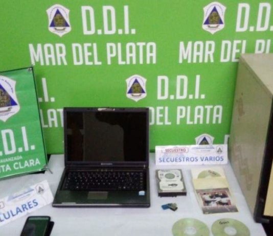 Un tipo de 54 años está siendo investigado por mandarle videos sexuales a una menor