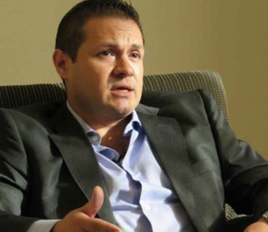 Luis Romano | Revolución del corazón con boletas de luz de un 3000% de aumento Luis Romano