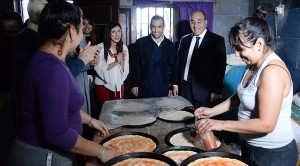 “Con emprendimientos las familias buscan paliar la crisis”