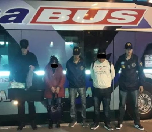Robaron un bebé en Jujuy y los atraparon en la terminal tucumana