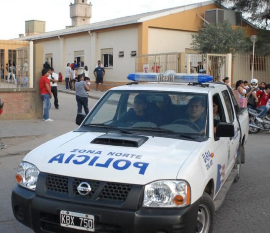 Mujer arrojó una olla repleta de agua hirviendo a su nieto por delatarla ante un cobrador