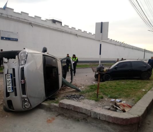Chocaron tres autos frente a la cárcel de Villa Urquiza
