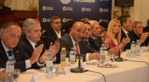Cumbre de dirigentes en Tucumán “para poner de pie a la Argentina”