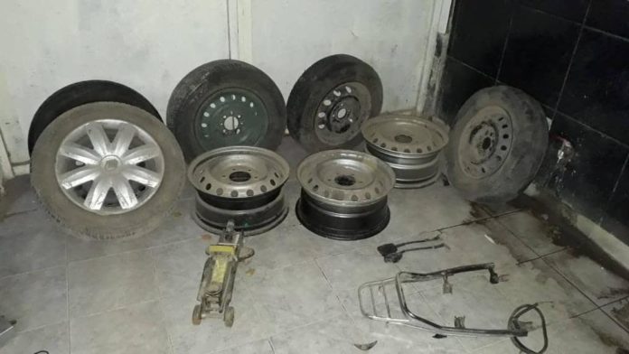 Desarticularon una banda que robaba motos, autopartes y herramientas_5d6c073fd0440.jpeg