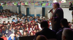 “La juventud nos acompaña en mejorar el rumbo del país”