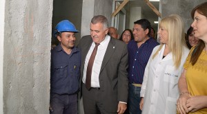 el vicegobernador en el hospital de     simoca