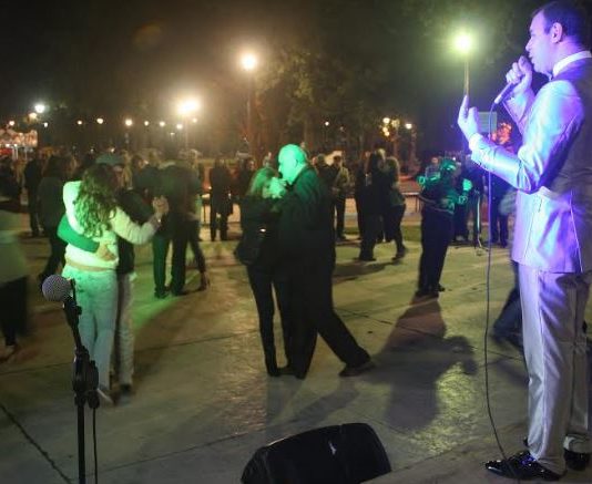 Festejos por el Día Nacional del Tango en la plaza Urquiza