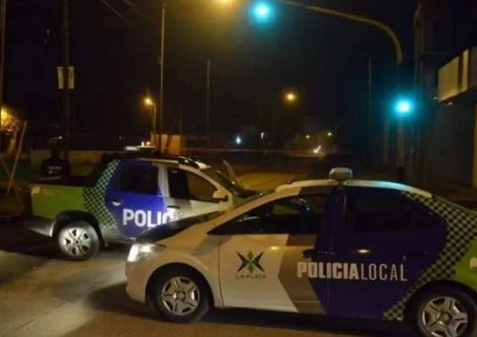 Conmoción en La Plata: una nena descuartizada y una pareja masacrada