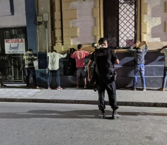 Más de 1300 personas detenidas por no cumplir cuarentena obligatoria