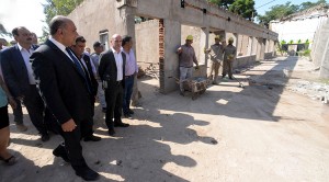 Reactivan las obras de refacción de una escuela en Ohuanta