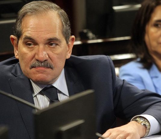 Caso Alperovich: Declararon familiares del senador por videoconferencia