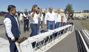 Manzur visita construcción de hospital modular 01