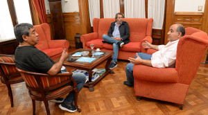 Manzur recibió a referentes del transporte público de Tucumán