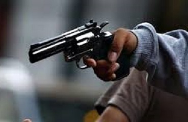 Asesinaron a un policía en un intento de asalto