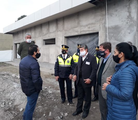 Avanzan las obras en comisarías y analizan estrategias de seguridad en el sur