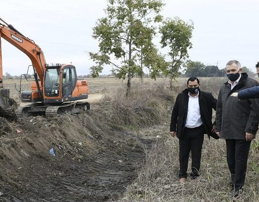 Desarrollan obras hídricas en Simoca para prevenir inundaciones