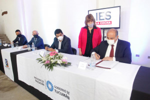 Manzur en IES en La Cocha-05