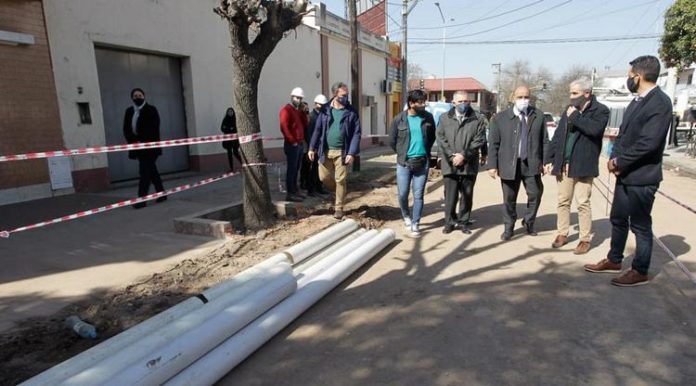 Una nueva red cloacal beneficiará a 2500 familias de barrio El Bosque_5f3581ccd878e.jpeg