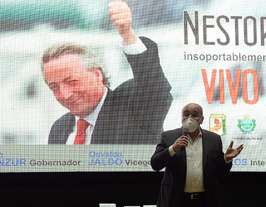 A 10 años de su muerte, Manzur homenajeó al expresidente Néstor Kirchner