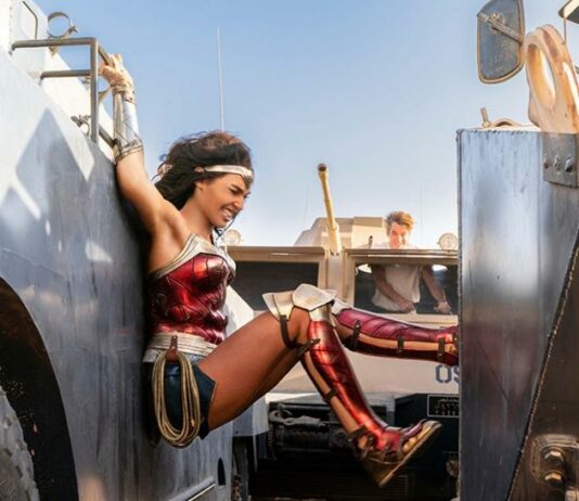 Gal Gadot vuelve a ser Diana Prince en «Mujer Maravilla 1984»
