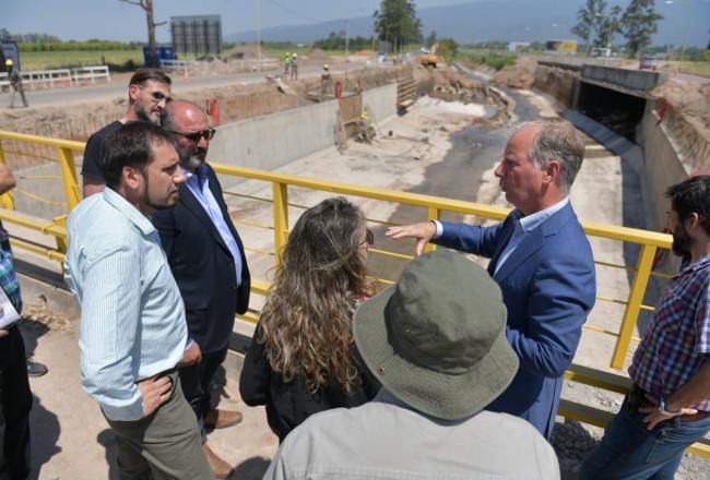 Autoridades del Banco Mundial evaluaron el desarrollo de obras hídricas en la provincia