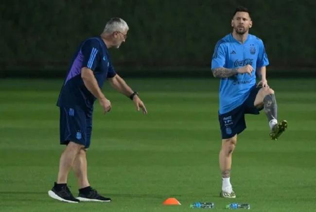 A días del debut, Messi entrenó de manera diferenciada